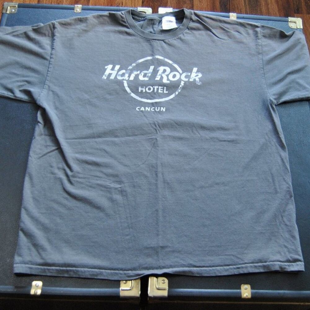 Hard Rock Hotel Cancun, Mexico Gray Short Sleeve Shirt X-Large